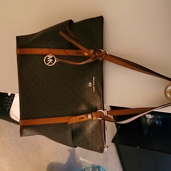 It's MK purse
